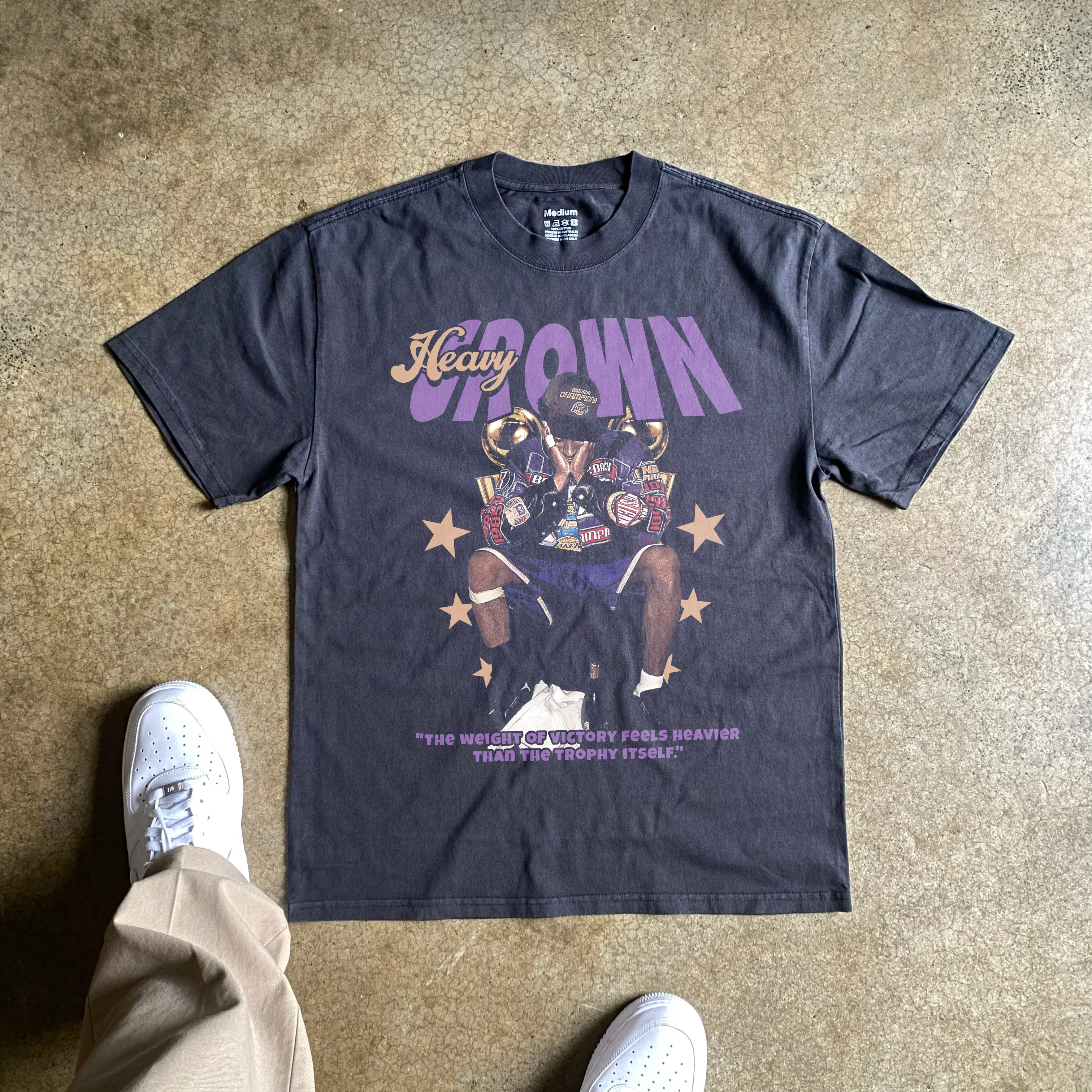 Kobe - Heavy Crown Heavyweight Black T-Shirt