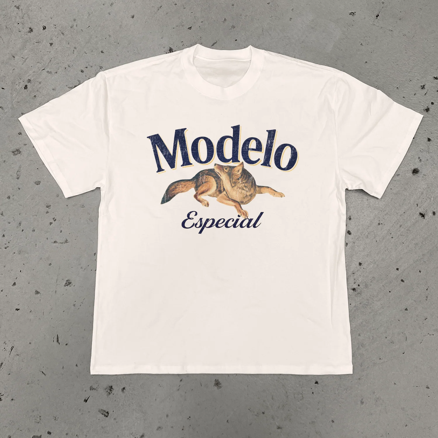 Modelo 'Wolf' Heavyweight Faded Bone Tee